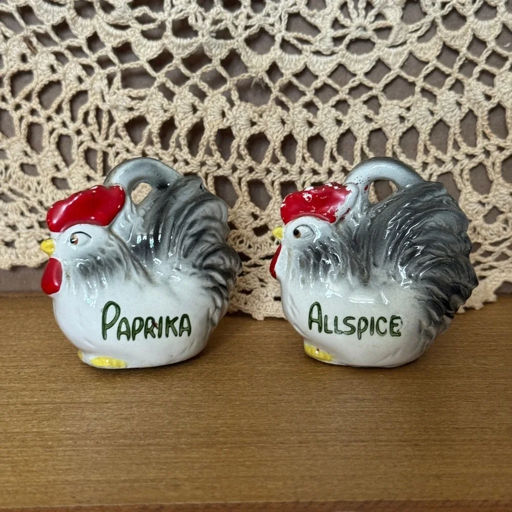 Vintage Ceramic Rooster Spice Shaker Farmhouse Country Kitchen Decor Cottagecore